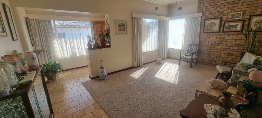 4 Bedroom Property for Sale in Strand North Western Cape